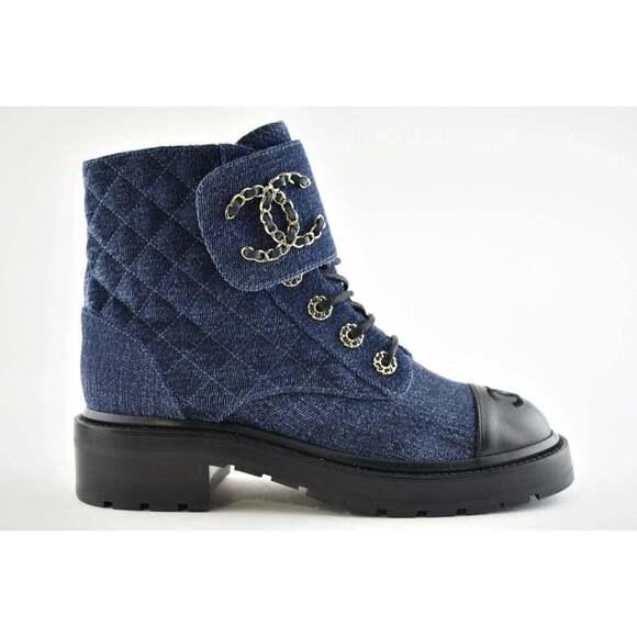 Chanel 21A Blue Black Quilted CC Chain Combat Lace Up Tie Ankle Short Boots 35.5 - Picture 2 of 12